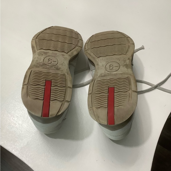 Men Prada Sneaker - Picture 5 of 5